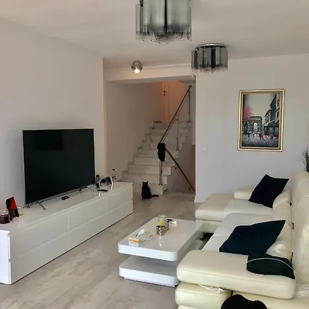 Poseidon شقة بوخارست